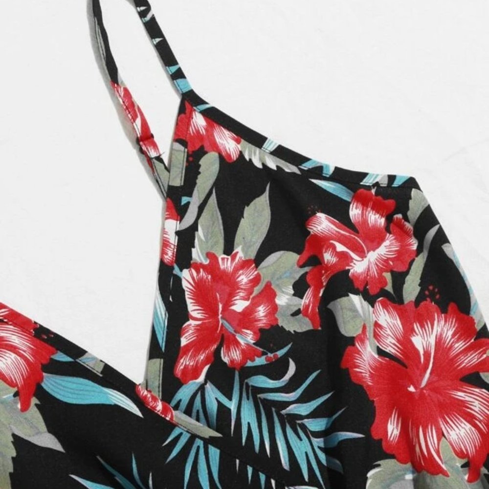Black Tropical Cami Romper in M and L - Picture 3 of 3